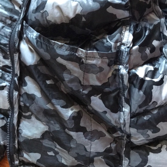 Jacket - Picture 4 of 4